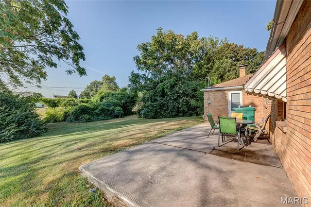 $145,000 | 836 Lincoln Highway, Fairview Heights, IL 62208