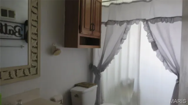 $145,000 | 836 Lincoln Highway, Fairview Heights, IL 62208