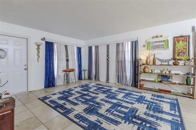 $450,000 | 1110 Highland Street, Sarasota, FL 34234