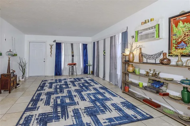 $450,000 | 1110 Highland Street, Sarasota, FL 34234