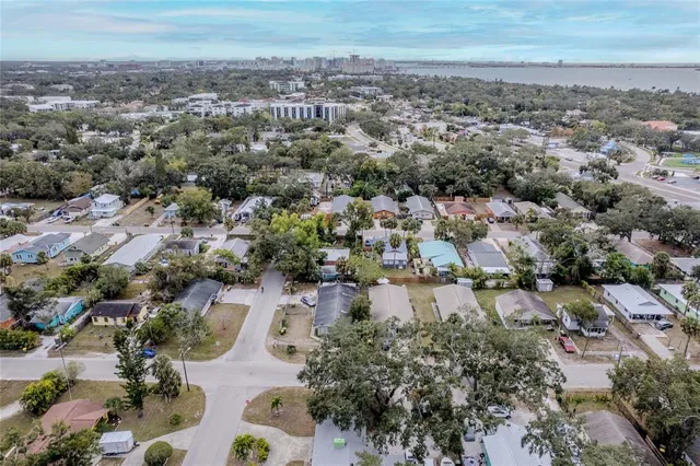 $450,000 | 1110 Highland Street, Sarasota, FL 34234