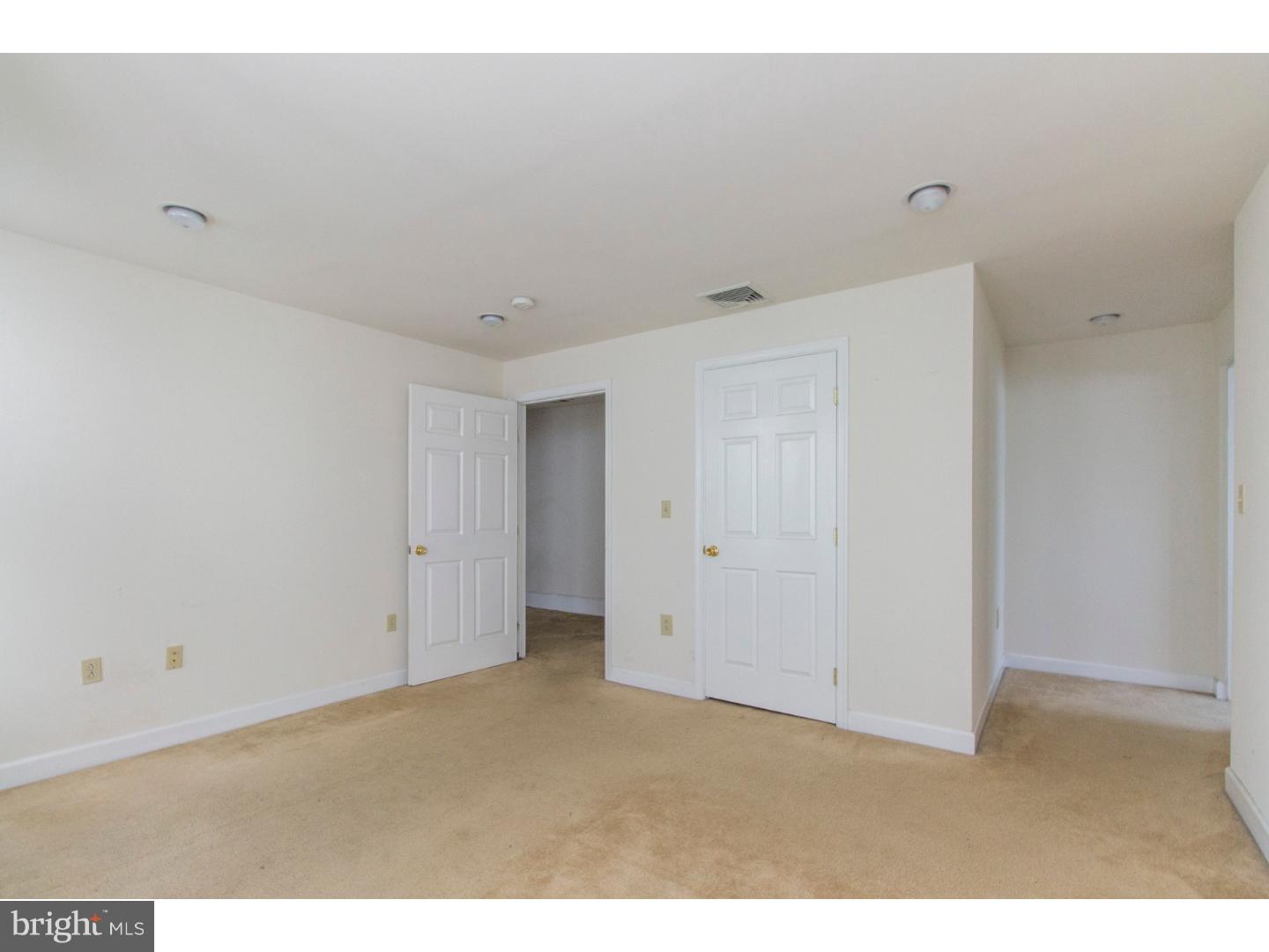 4415 Manayunk Avenue, Unit 2 Philadelphia, PA 19128 - Photo 12 of 24