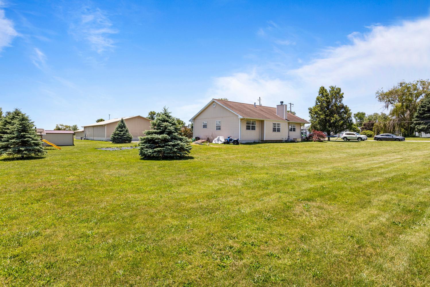309 South High Street Fairmount, IL 61841 - Photo 6 of 27