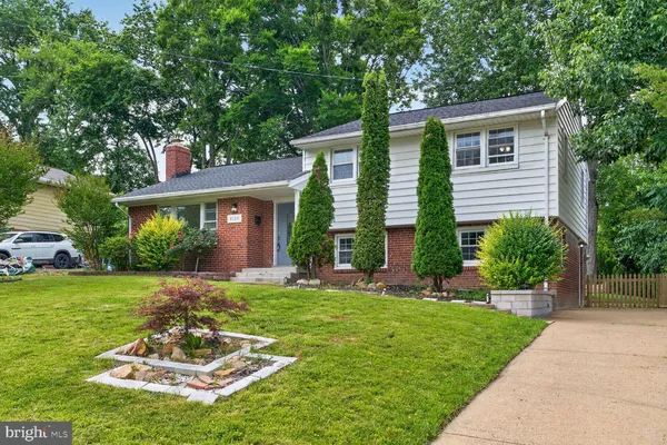 $794,900 | 8109 Carrick Lane, Springfield, VA 22151