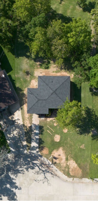 58 Hybiscus Court Lake Jackson, TX 77566 - Photo 20 of 21 a view of a yard with plants
