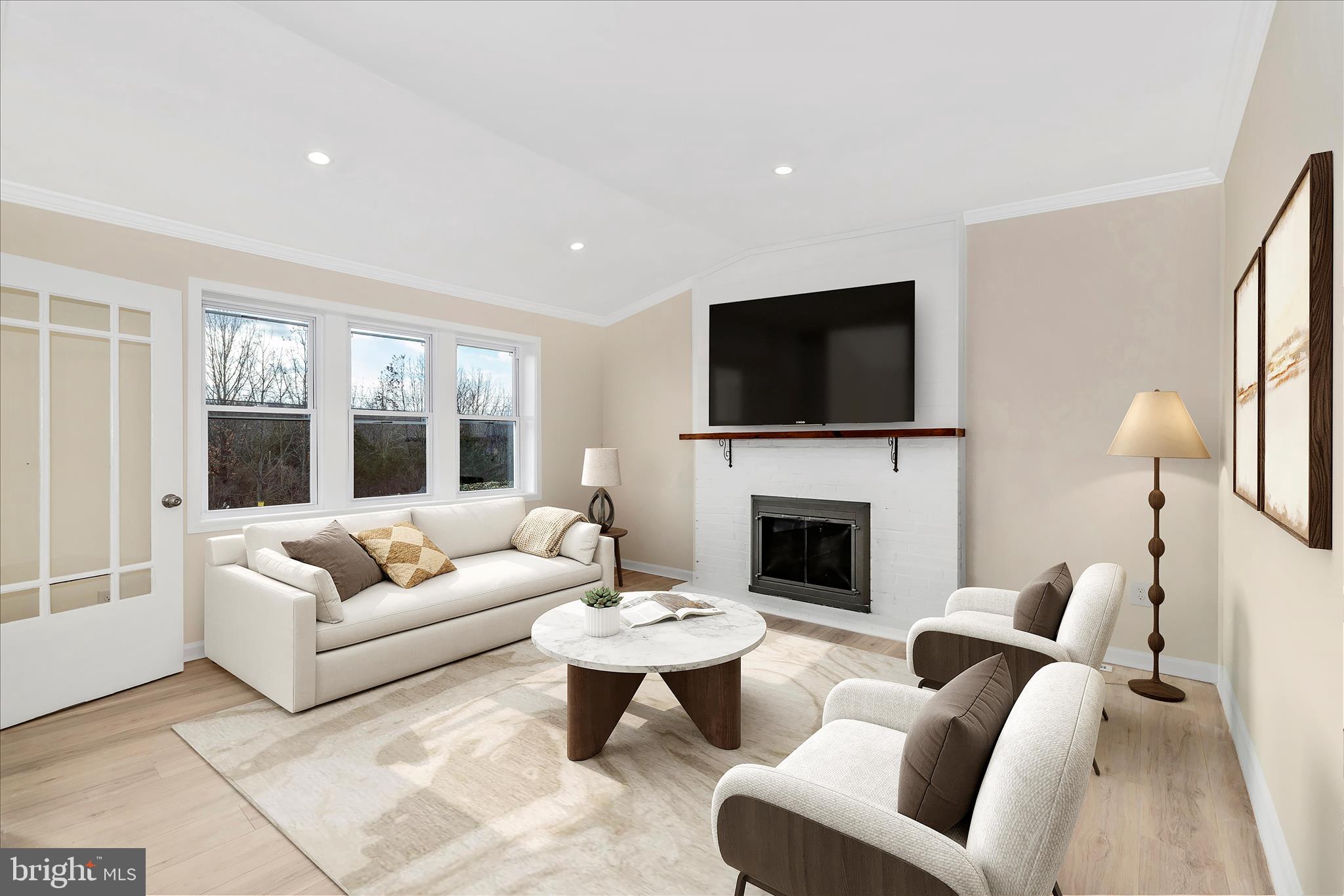 8128 Apples Church Road Thurmont, MD 21788 - Photo 11 of 60 Living Room Virtually Staged