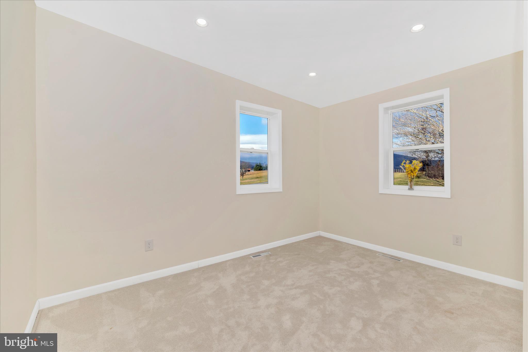 8128 Apples Church Road Thurmont, MD 21788 - Photo 26 of 60 Primary Bedroom