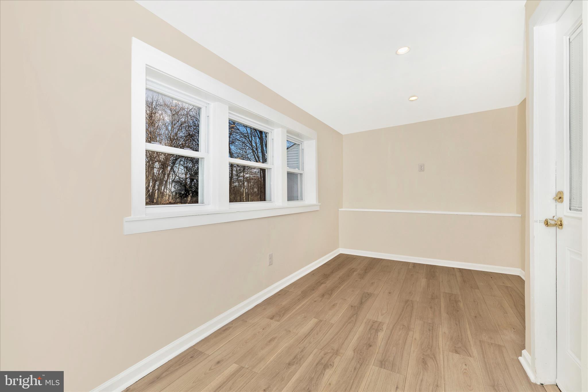 8128 Apples Church Road Thurmont, MD 21788 - Photo 39 of 60 Den