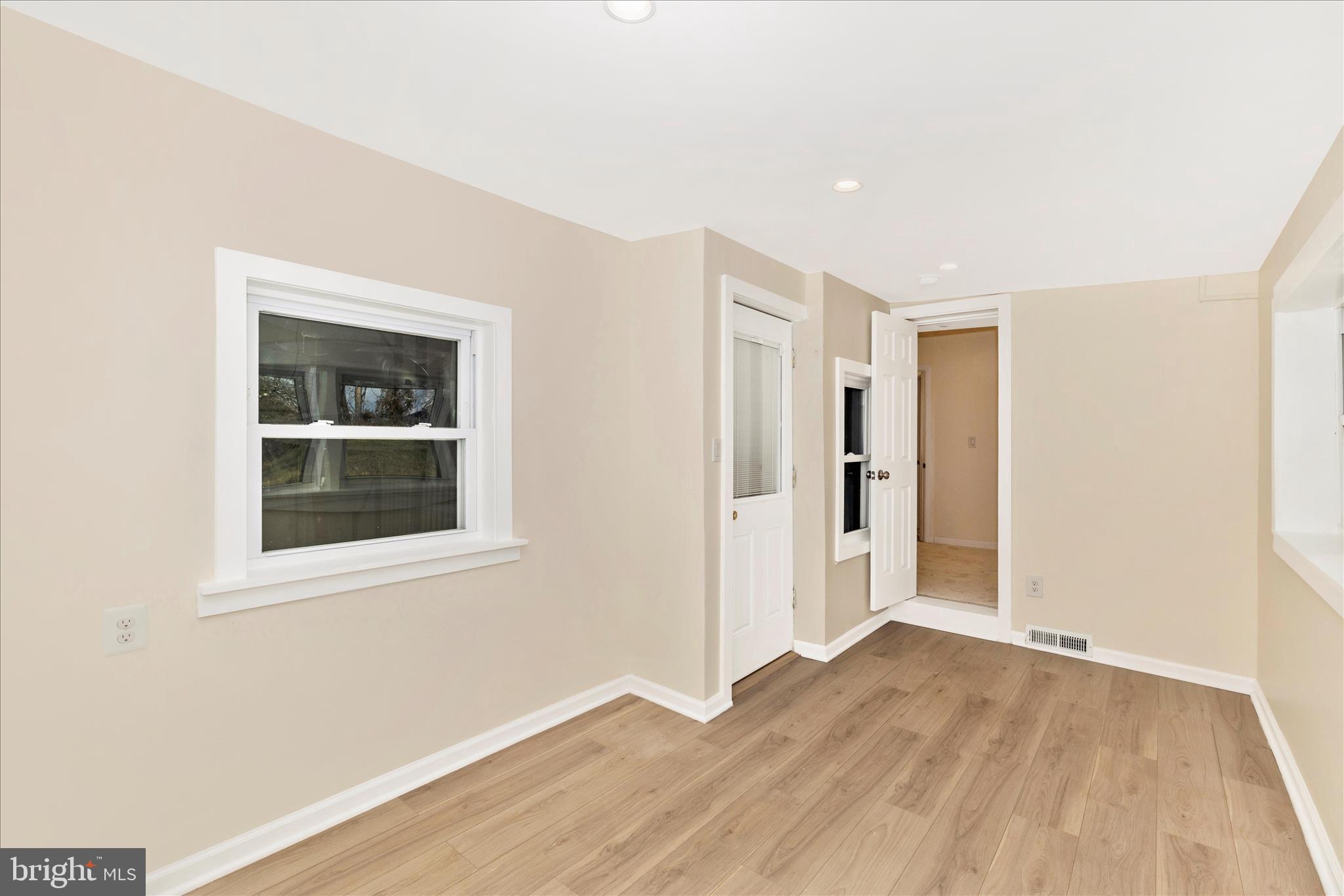 8128 Apples Church Road Thurmont, MD 21788 - Photo 41 of 60 Den