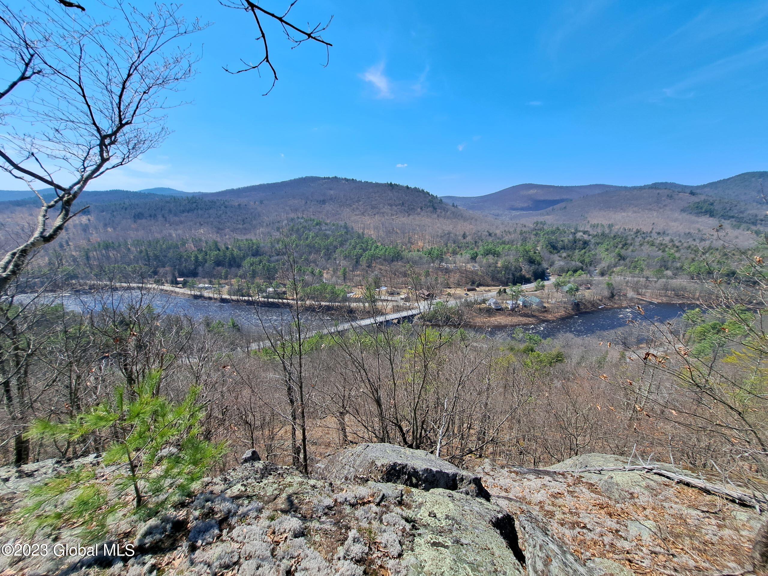 L57 Ny-28 Chester Ny 12817  