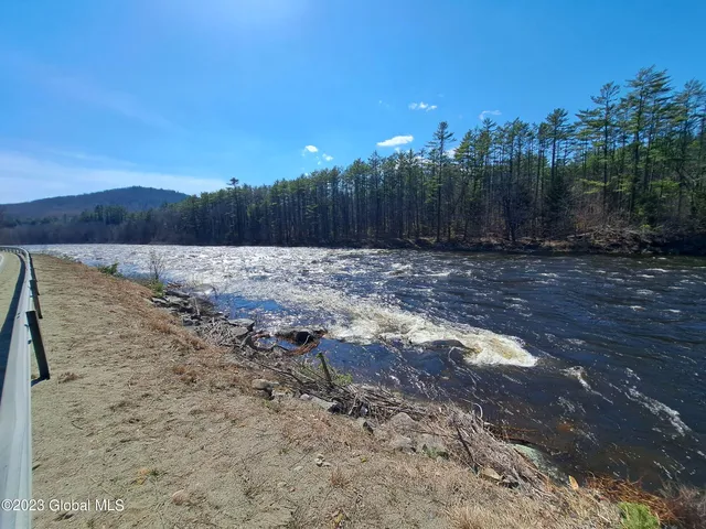 $649,900 | L57 Ny-28, Fort Plain, NY 13339