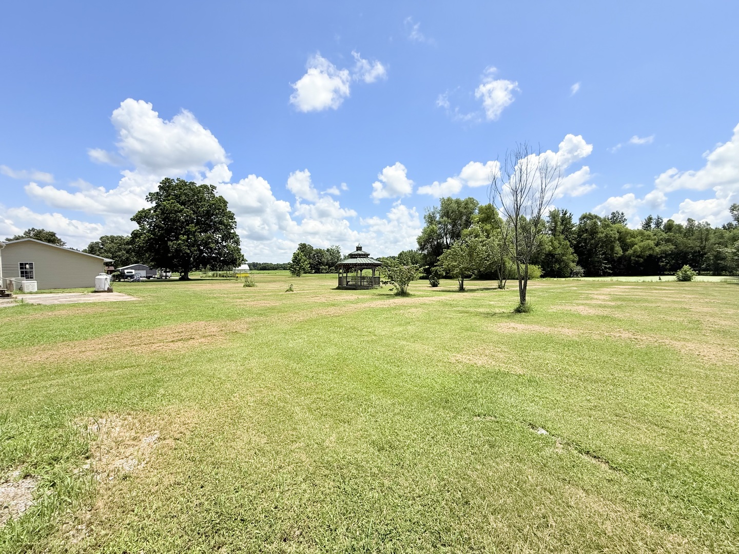885 Wilson Street Stonefort, IL 62987 - Photo 8 of 28