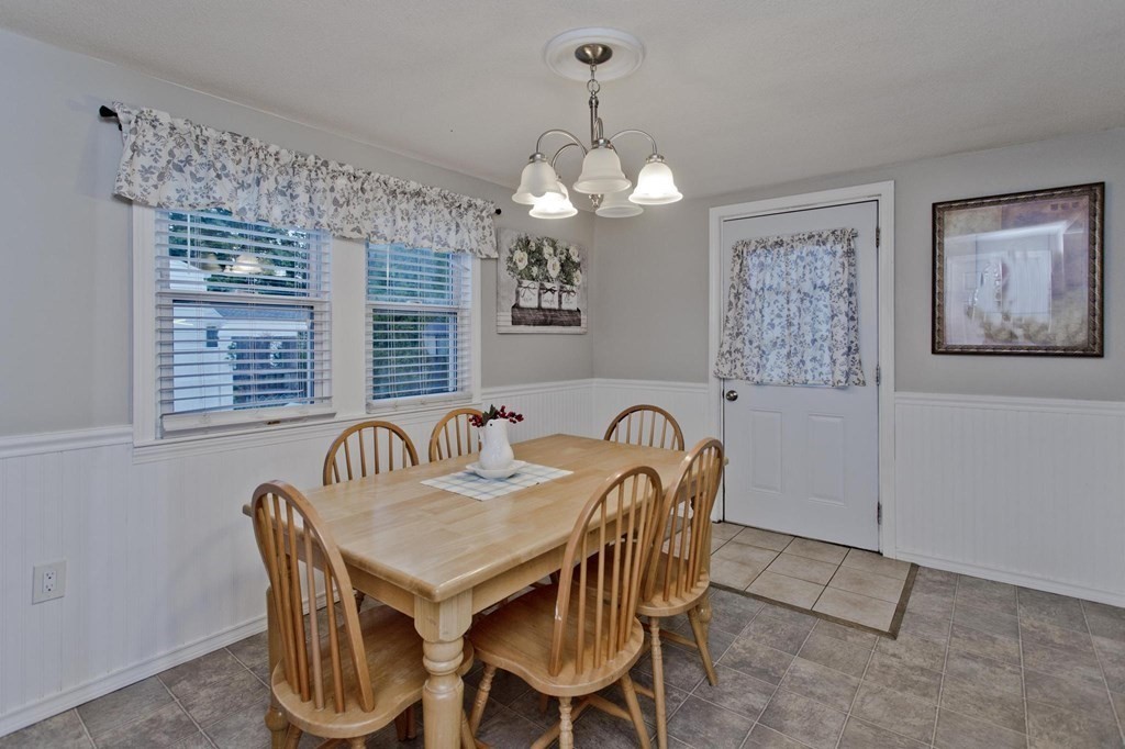 43 Harrington Road Chicopee, MA 01020 - Photo 16 of 37 Gallery Image 16