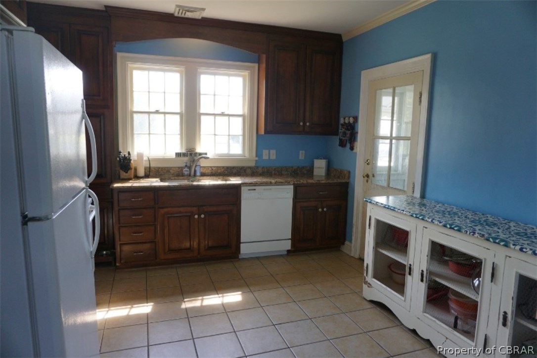 8116 Glass Road Hayes, VA 23072 - Photo 4 of 26 Gallery Image 4