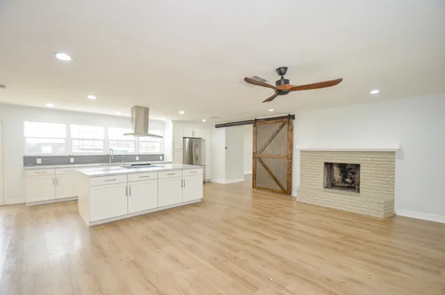 $475,000 | 8810 Dogwood Drive, Tomball, TX 77375