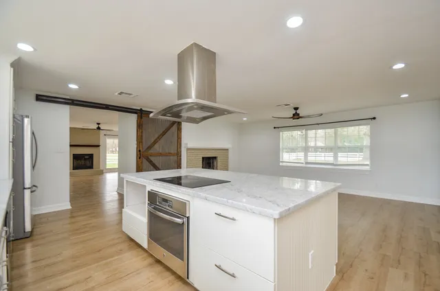 $475,000 | 8810 Dogwood Drive, Tomball, TX 77375