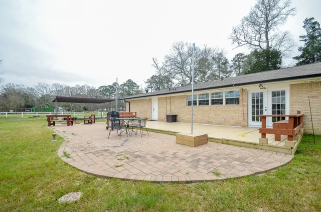 $475,000 | 8810 Dogwood Drive, Tomball, TX 77375