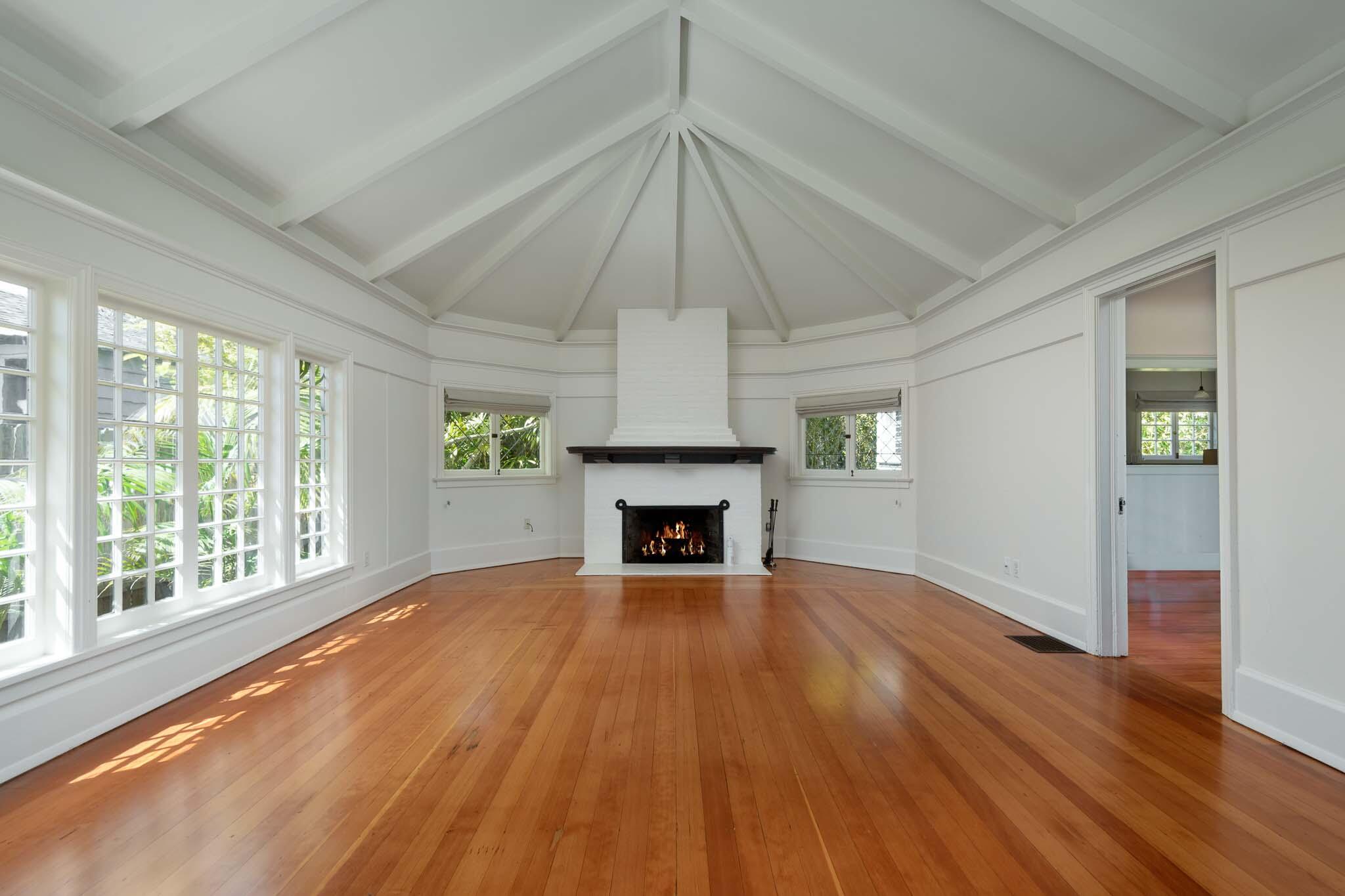 52 Miramar Avenue Santa Barbara, CA 93108 - Photo 10 of 23 _ARC1152-Edit