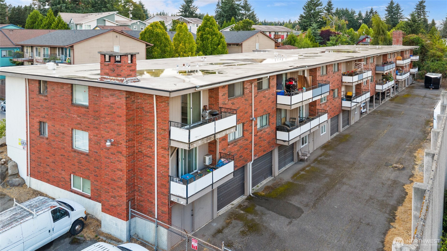 2517 Howard Avenue Everett, WA 98203 - Photo 18 of 32 an aerial view of residential houses with outdoor space