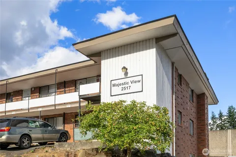 a car parked in front of a building