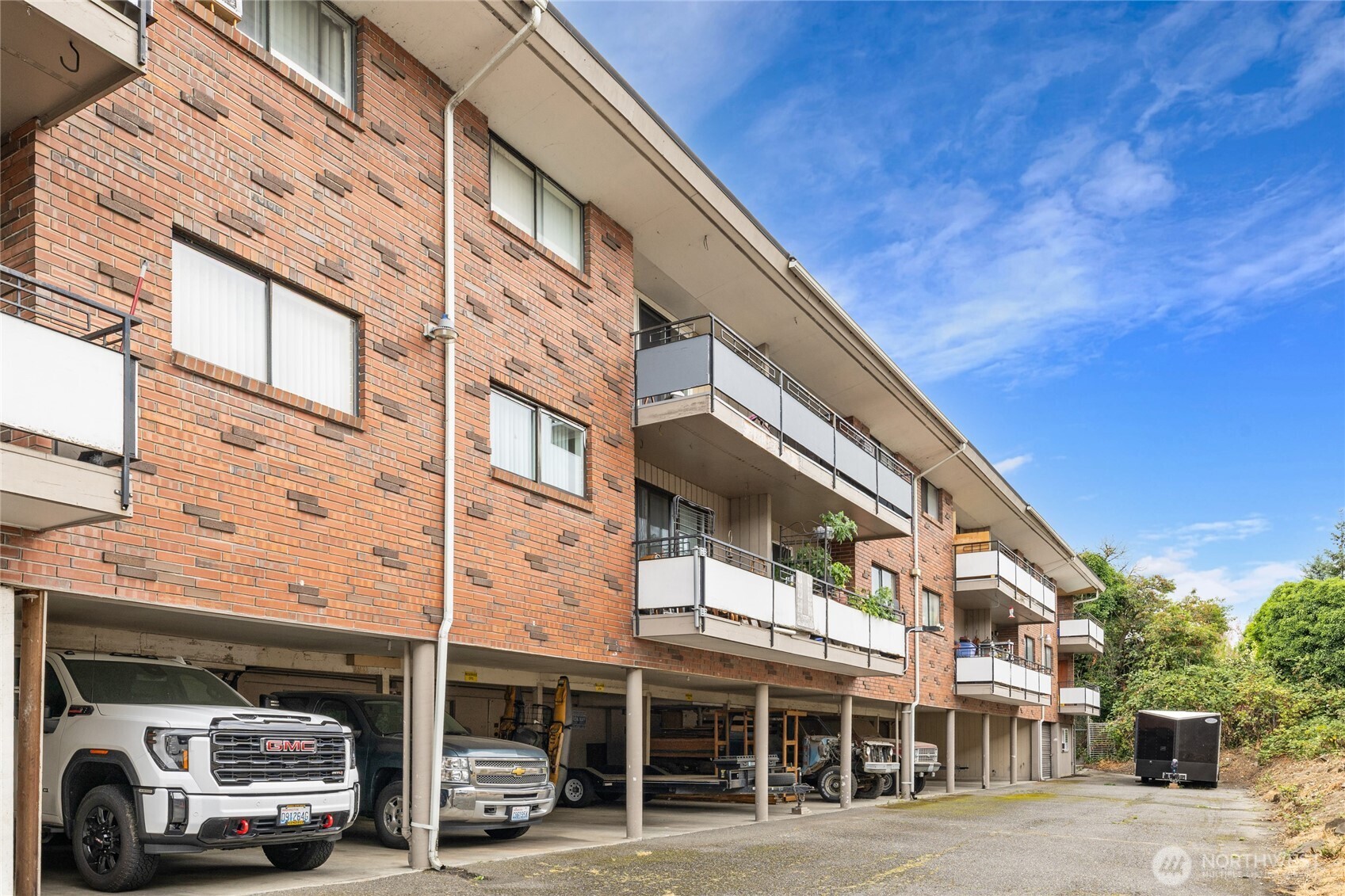 2517 Howard Avenue Everett, WA 98203 - Photo 26 of 32 a building view