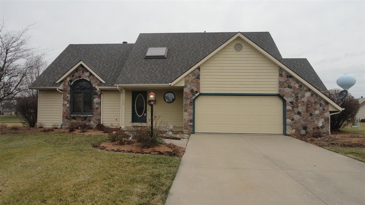110 Lake Court Decatur, IN 46733 - Photo 2 of 26