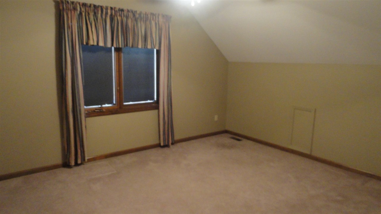 110 Lake Court Decatur, IN 46733 - Photo 17 of 26