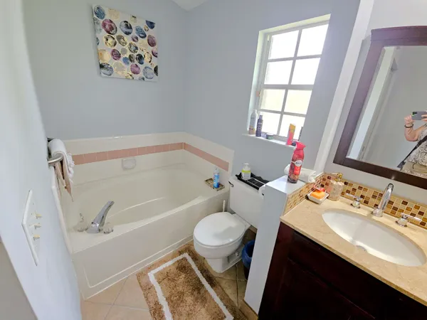 $3,200 | 5 Heather Trace Drive, Boynton Beach, FL 33436