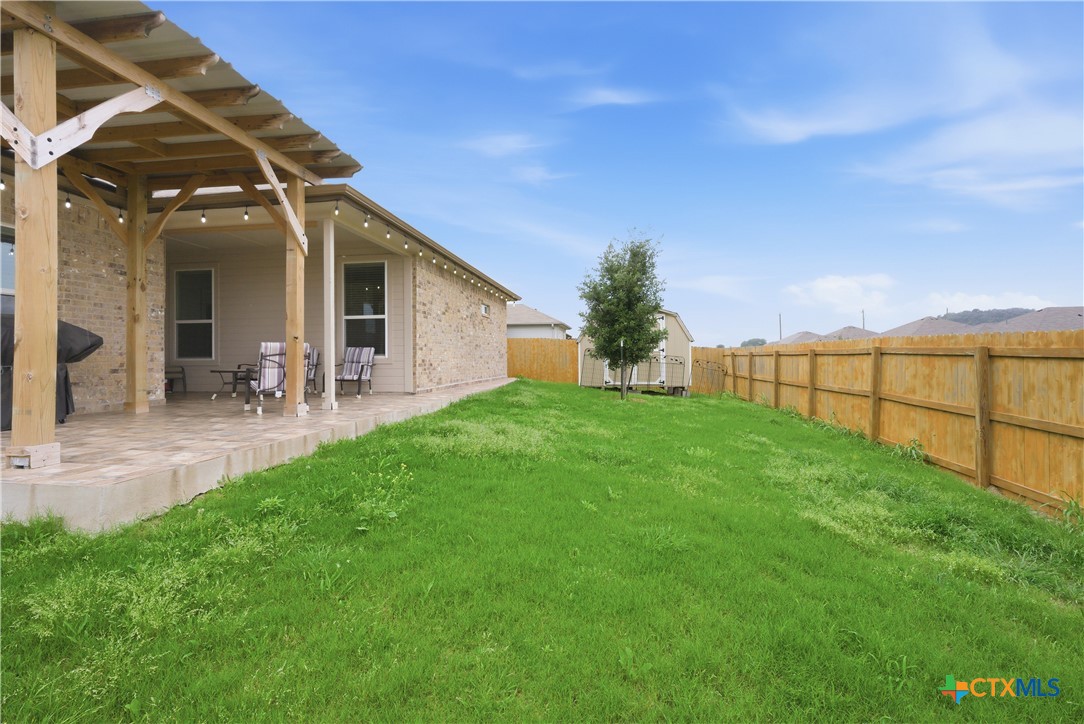 3201 Hedwig Street Killeen, TX 76549 - Photo 35 of 38 a view of a backyard with garden