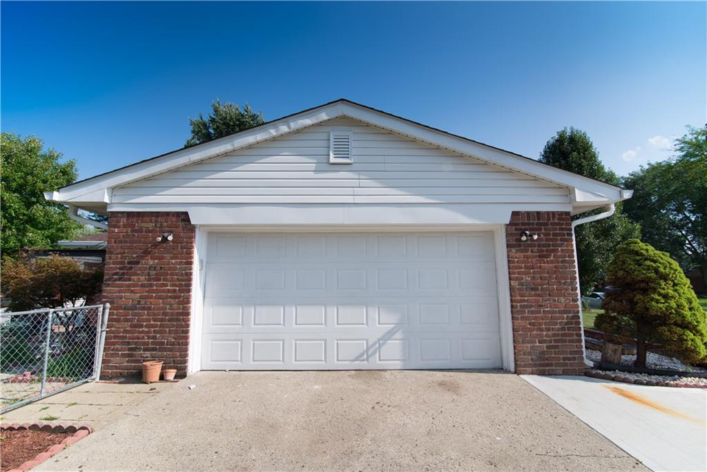 854 Reda Road Indianapolis, IN 46227 - Photo 2 of 45 Gallery Image 2