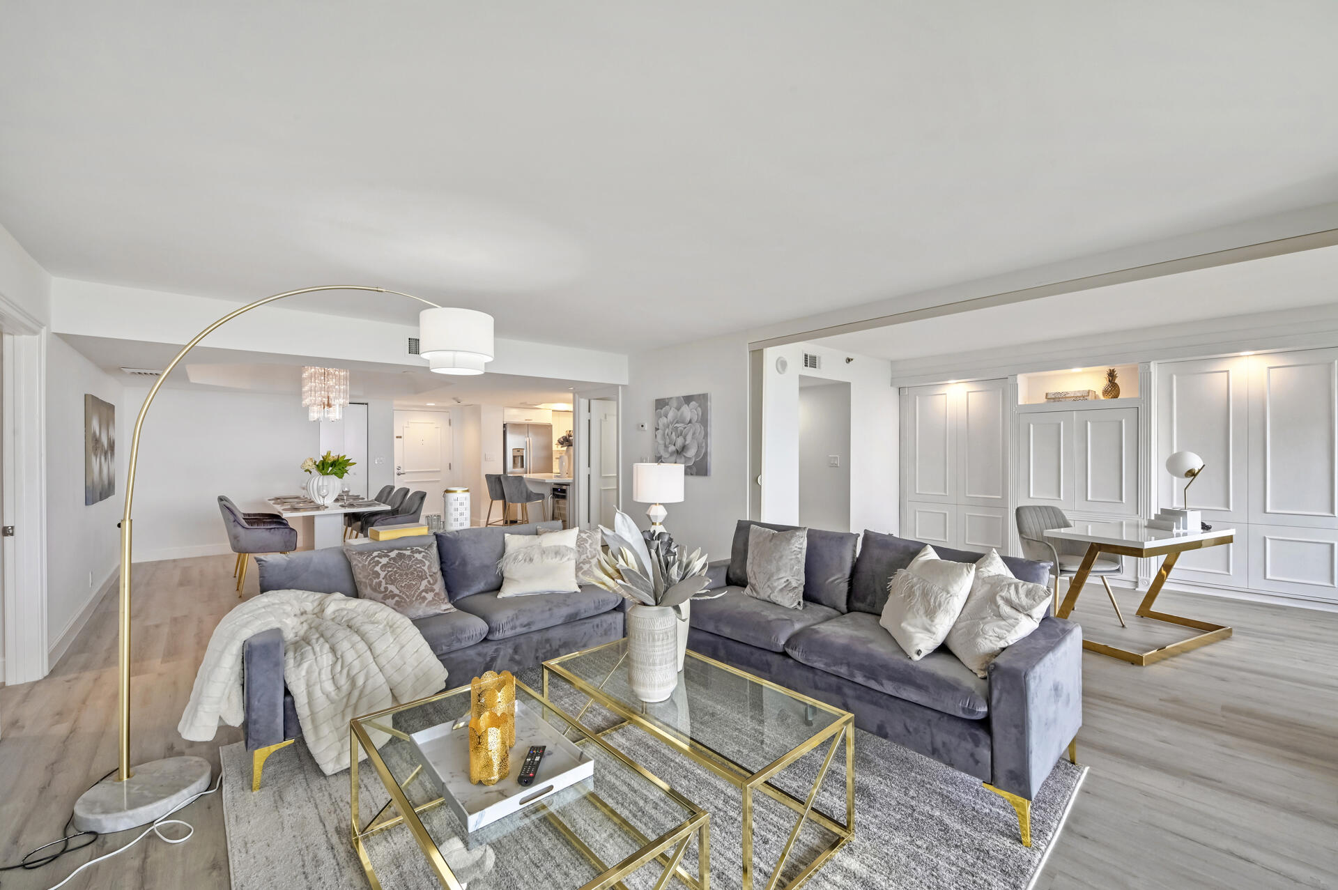 4101 North Ocean Boulevard, Unit 1008 Boca Raton, FL 33431 - Photo 5 of 46 Living Room