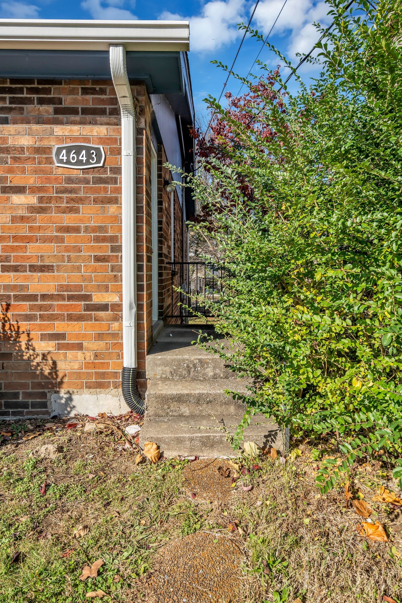 4643 Forest Ridge Drive Hermitage, TN 37076 - Photo 4 of 32 a view of entrance to house