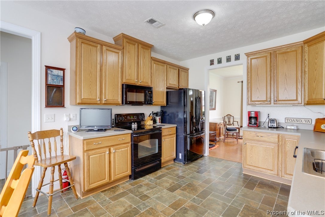 3404 Colony Mill Road Toano, VA 23168 - Photo 16 of 38 Gallery Image 16
