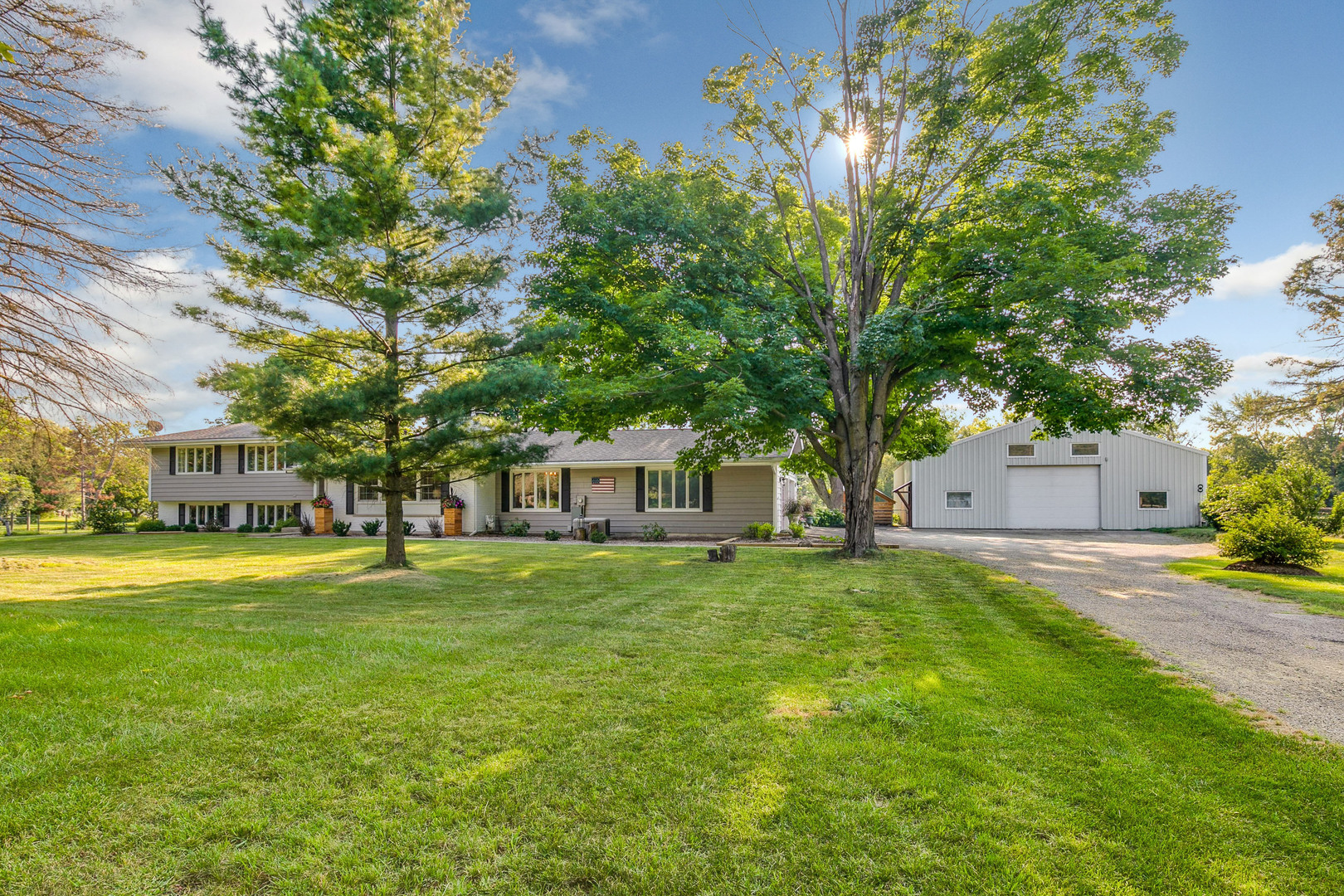 21624 North Harbor Road Barrington, IL 60010 - Photo 1 of 53