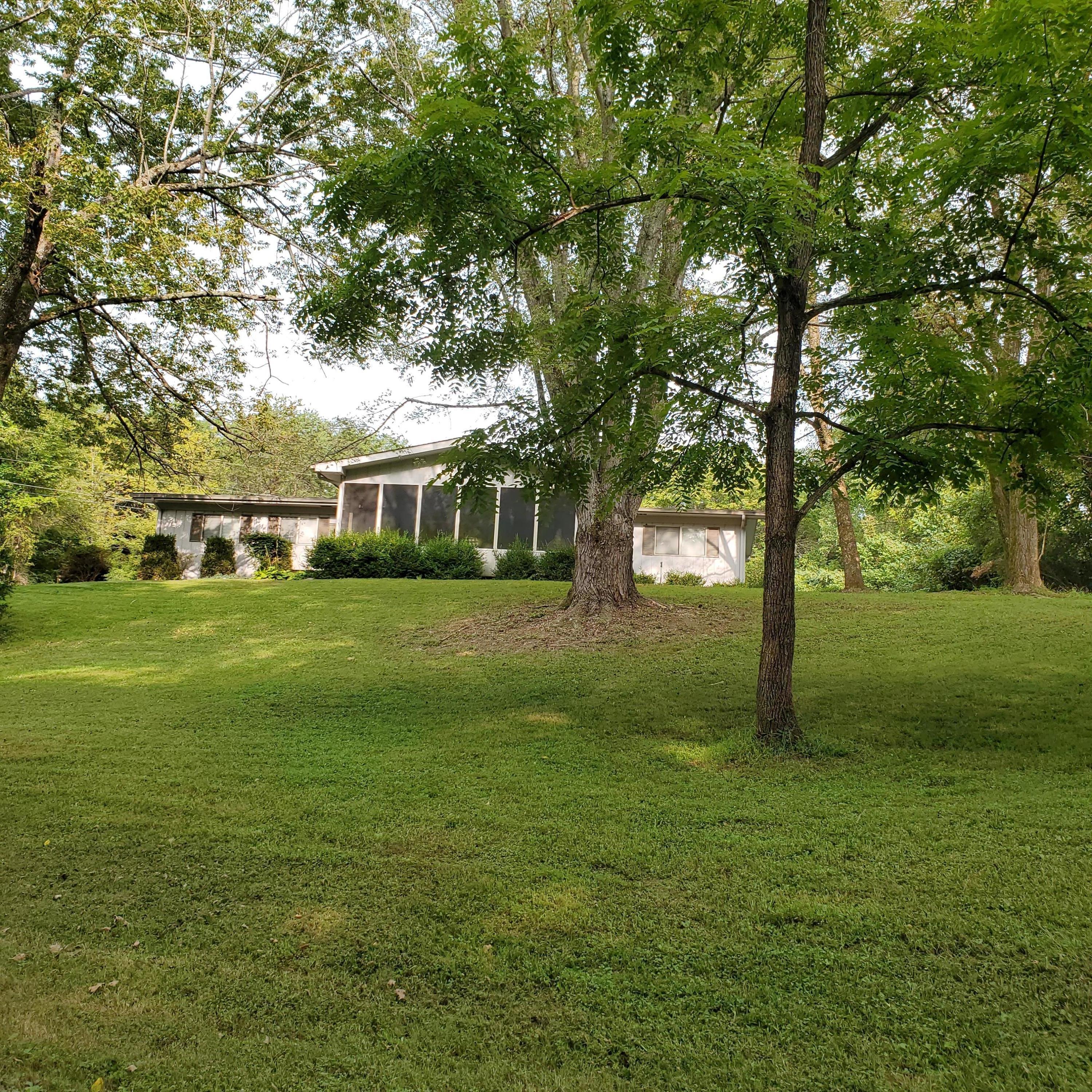 1820 Harbor Springs Road Jamestown, KY 42629 - Photo 3 of 18 20200915_161935