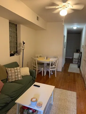 $3,050 | 709 Willow Avenue, Unit 4R, Hoboken, NJ 07030