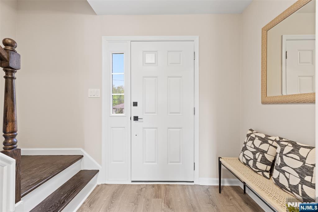 128 Big Piece Road Fairfield, NJ 07004 - Photo 2 of 23