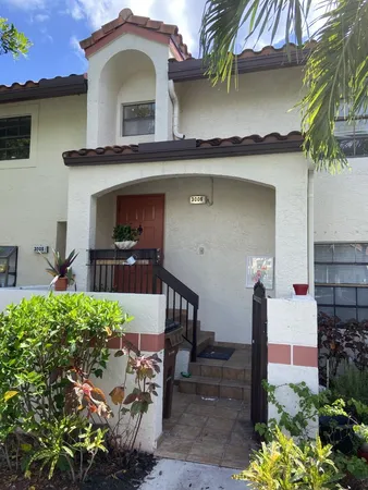 $2,300 | 3006 Congressional Way, Deerfield Beach, FL 33442