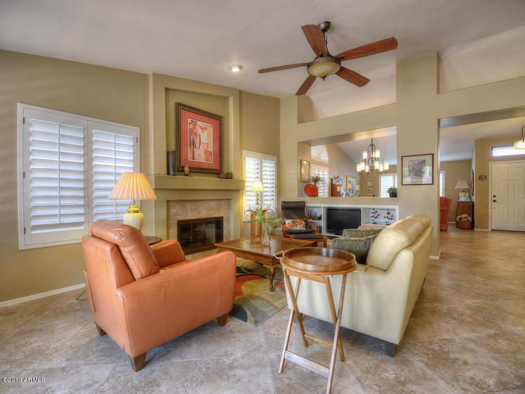 4333 East Danbury Road Phoenix, AZ 85032 - Photo 7 of 27 007_Family