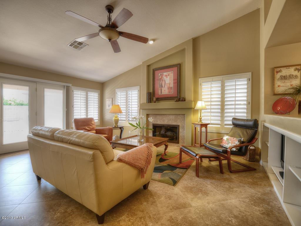 4333 East Danbury Road Phoenix, AZ 85032 - Photo 8 of 27 008_Family II