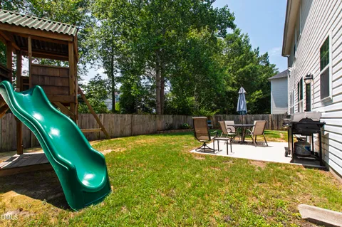 $450,000 | 6220 Amber Bluffs Crescent, Raleigh, NC 27616