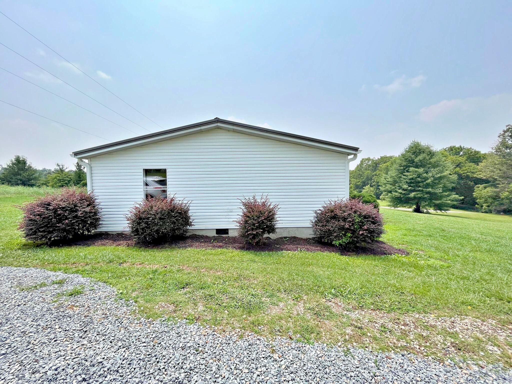 1390 Federal Road Madisonville, TN 37354 - Photo 12 of 31 Gallery Image 12