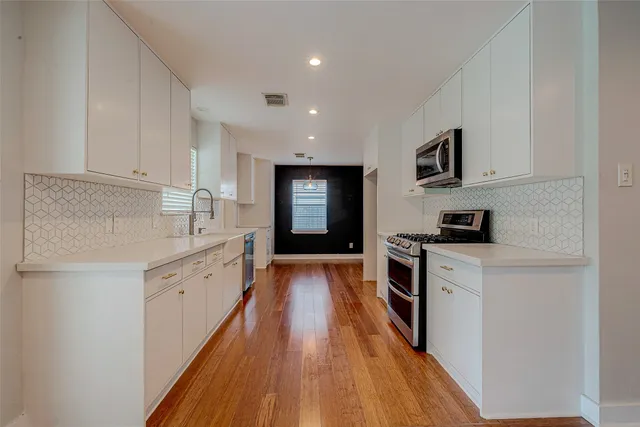 $310,000 | 7231 Pine Grove Drive, Houston, TX 77092