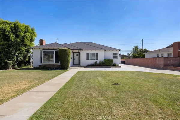 $1,189,000 | 720 East Foothill Boulevard, Glendora, CA 91741