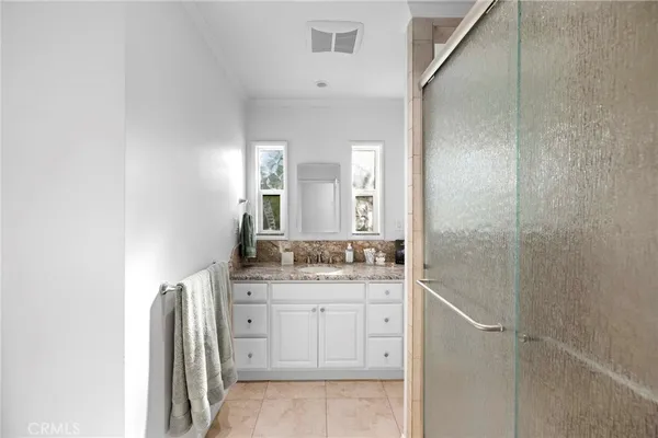 $1,189,000 | 720 East Foothill Boulevard, Glendora, CA 91741