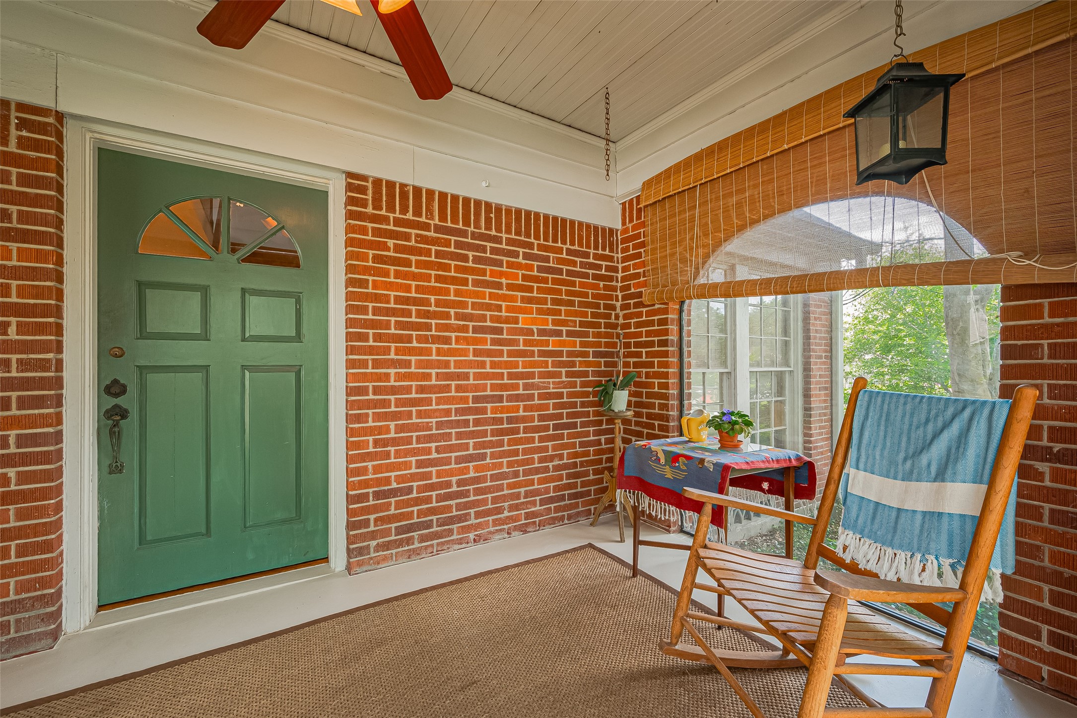 501 Gale Street Houston, TX 77009 - Photo 5 of 49 an outdoor view of house with outdoor seating