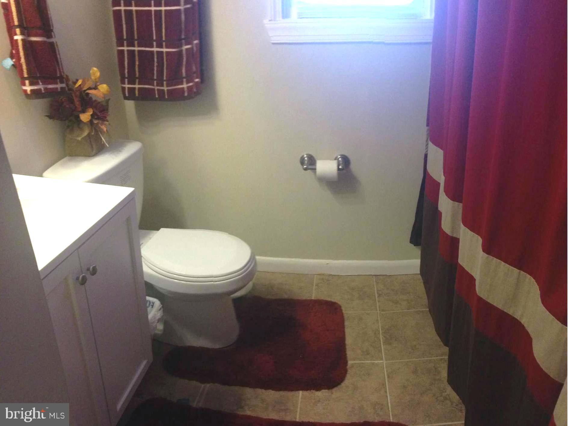 9801 Brandywine Road Clinton, MD 20735 - Photo 6 of 26 Bath
