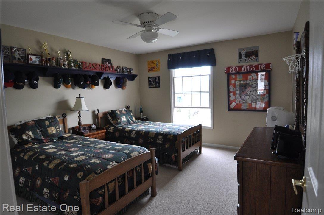 693 Bliss Drive Rochester, MI 48307 - Photo 20 of 21 bedroom 3