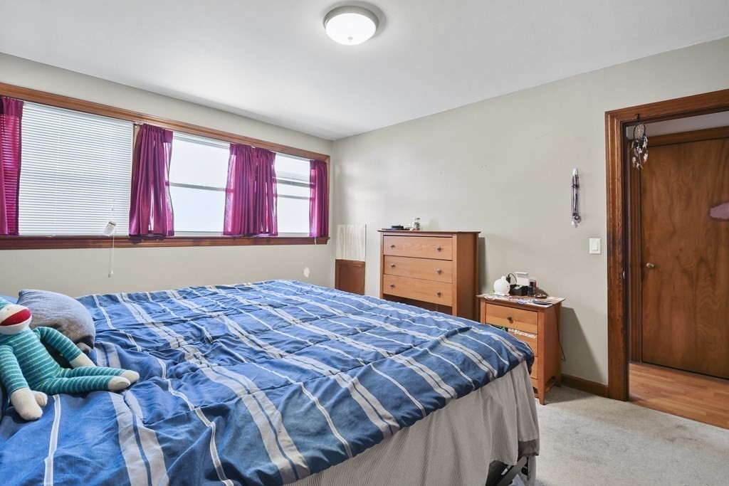 2584 Providence Road Northbridge, MA 01534 - Photo 12 of 32 Gallery Image 12