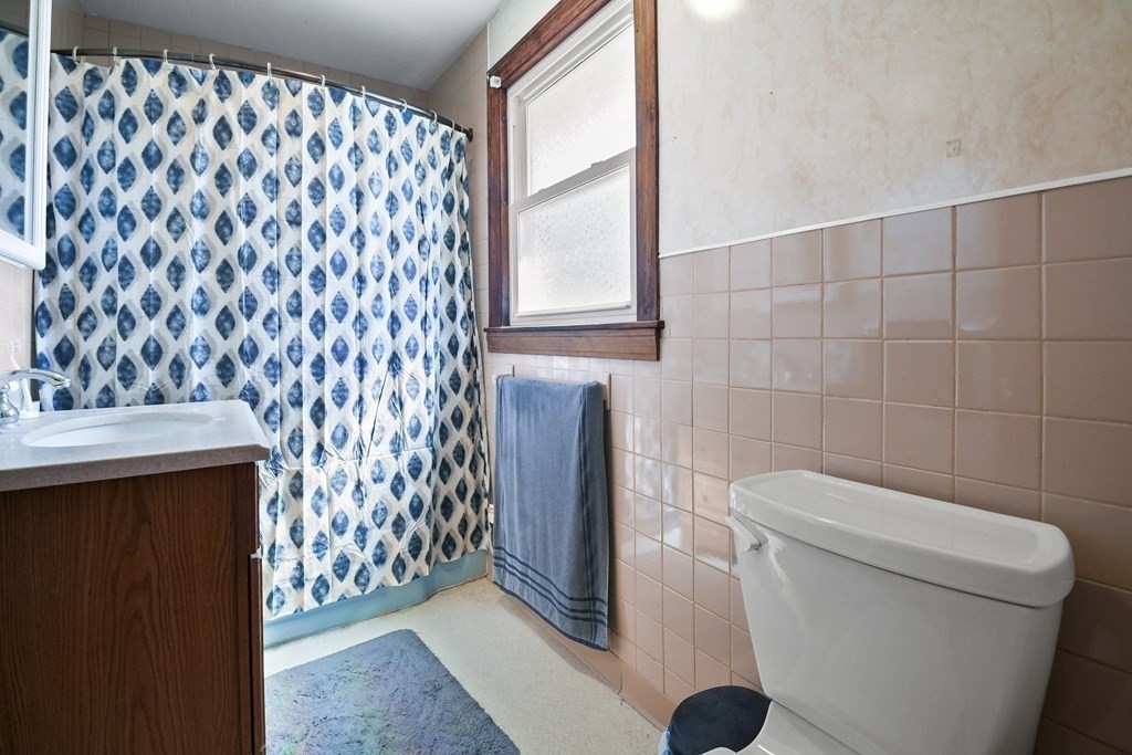 2584 Providence Road Northbridge, MA 01534 - Photo 22 of 32 Gallery Image 22